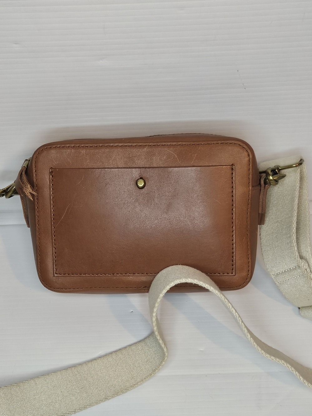 Madewell The Transport Camera Bag - Picture 7 of 14